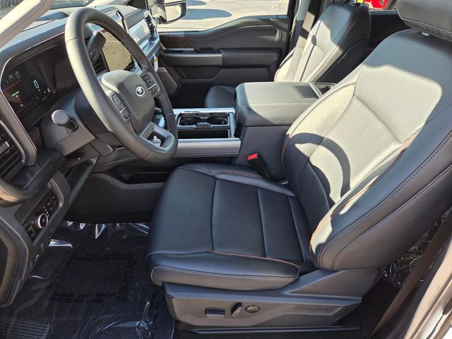 New 2025 Ford Super Duty F-350 Crew Cab Lariat