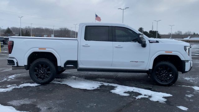 2024 GMC Sierra 3500HD AT4 9