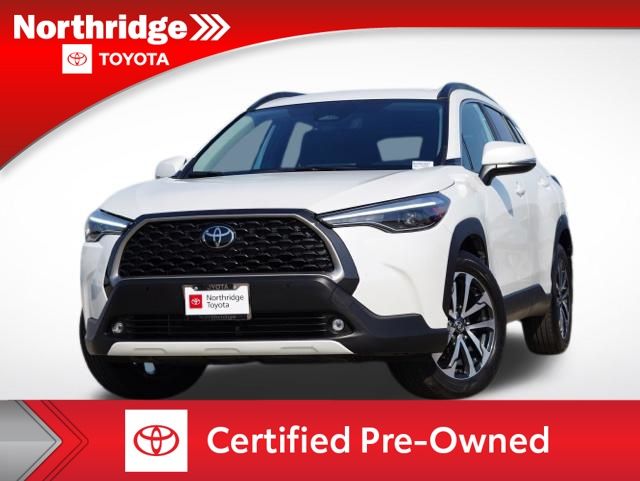 White (Wind Chill Pearl) 2024 Toyota Corolla Cross XLE FWD SUV / Crossover Front-Wheel Drive Continuously Variable Transmission