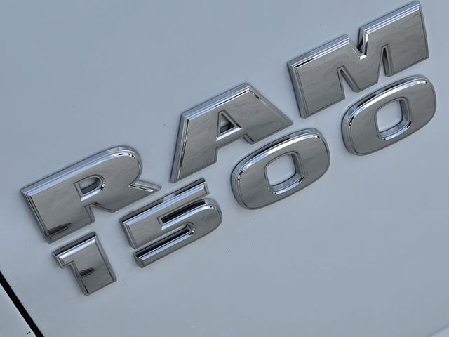 2017 RAM 1500 Tradesman photo