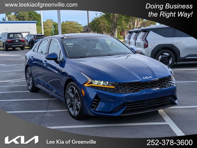 2022 Kia K5 EX