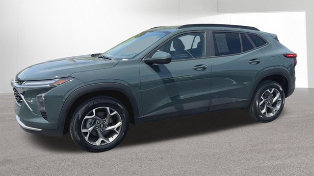 Used 2025 Chevrolet Trax LT For Sale in Indianapolis, IN