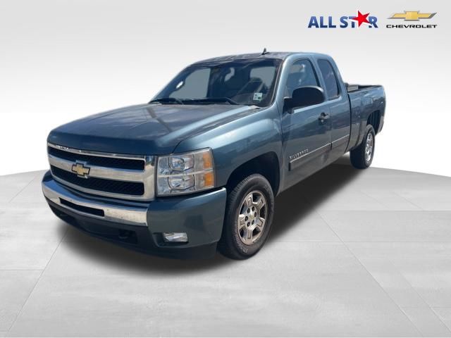 Blue Granite Metallic 2007 Chevrolet Silverado 1500 Pickup Truck 4-Speed Automatic Overdrive