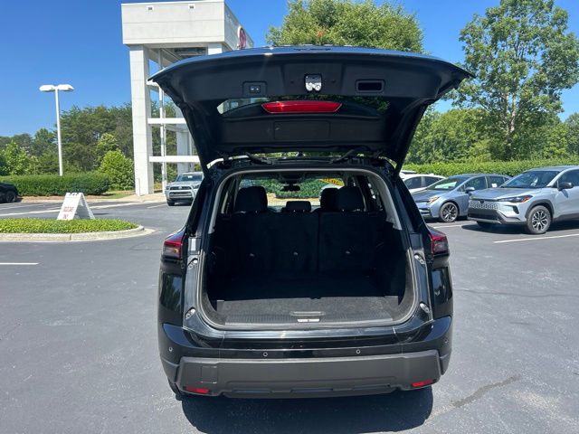 2025 Nissan Rogue SV - Photo 9