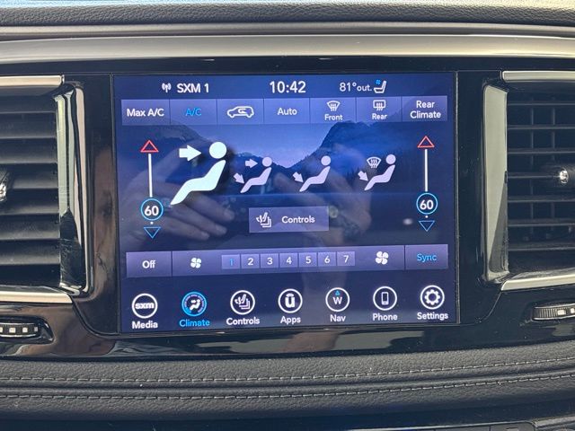 Used 2019 Chrysler Pacifica Van