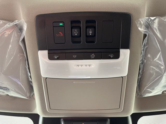 2025 Everest White Pearl Nissan Rogue Platinum FWD SUV
