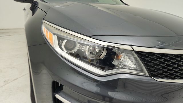 2016 Kia Optima LX Green at Autostrade