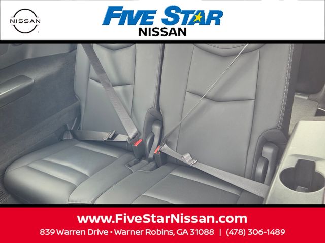 Used 2023 White Cadillac Luxury image 9