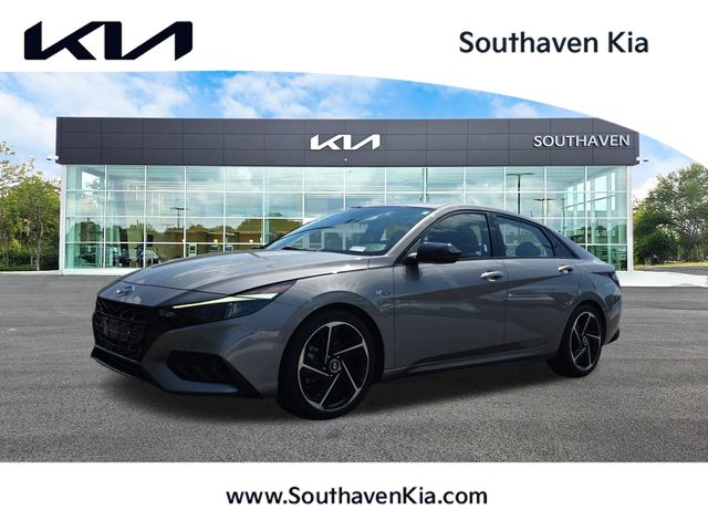 Fluid Metal 2022 Hyundai Elantra Sedan Front-Wheel Drive 7-Speed Dual Clutch