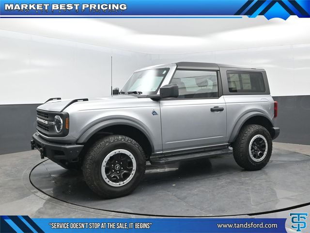 Silver Metallic 2022 Ford Bronco Black Diamond Advanced 2-Door 4WD SUV / Crossover Four-Wheel Drive Automatic
