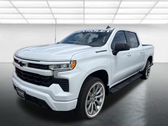 Summit White 2026 Chevrolet Silverado 1500 Pickup Truck Four-Wheel Drive Automatic