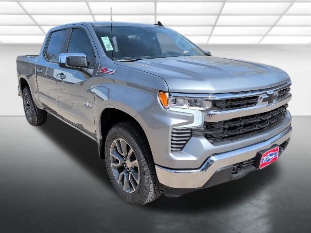 2026 Chevrolet Silverado 1500 LT Crew Cab 4WD