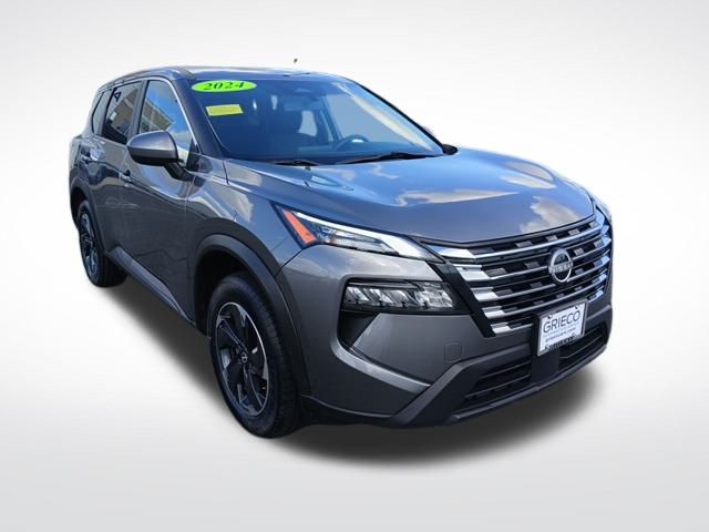 2024 Nissan Rogue SV's photo