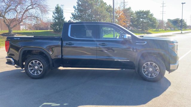 2024 GMC Sierra 1500 SLE 9