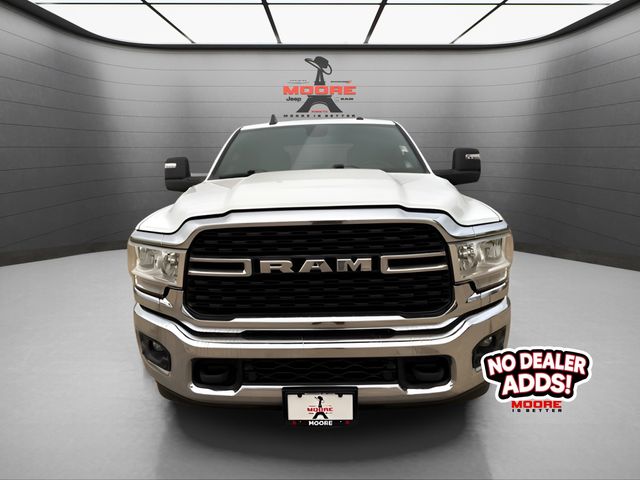 Bright White Clearcoat 2024 RAM 2500 Big Horn Crew Cab 4WD Pickup Truck Four-Wheel Drive 6-Speed Automatic