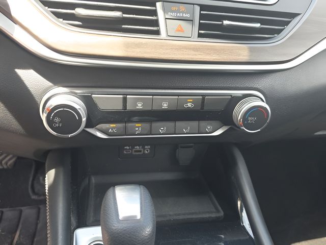Used 2023 Nissan Altima Sedan