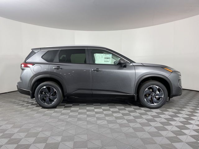 2024 Nissan Rogue SV 12