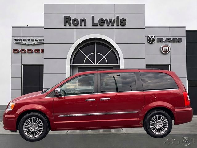 2014 Chrysler Town & Country Touring-L FWD