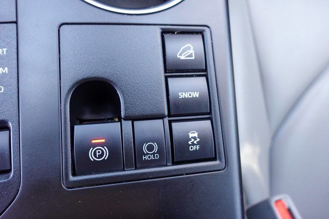 used 2023 Toyota Highlander car, priced at $34,099