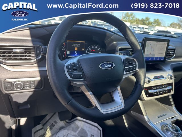 New 2024 Black Ford XLT image 25