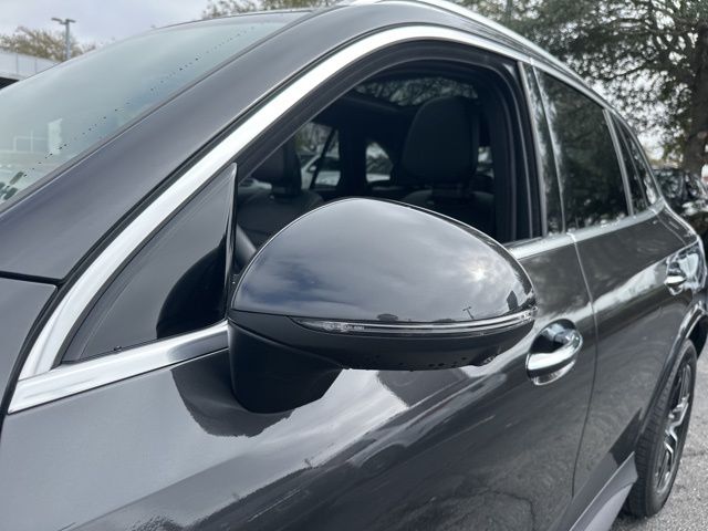 2025 Mercedes-Benz GLC GLC 300 - 10