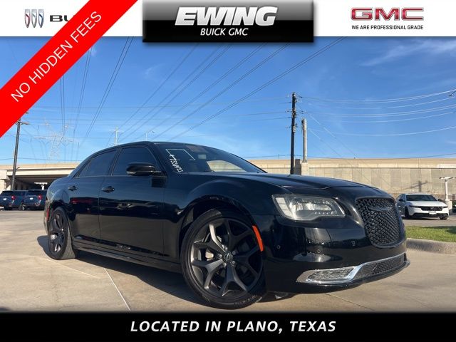 2023 Chrysler 300 Touring L RWD