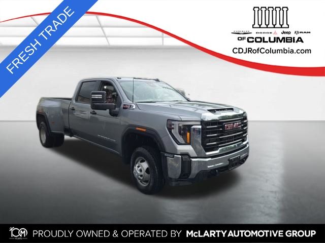 Sterling Metallic 2025 GMC Sierra 3500HD Pickup Truck Four-Wheel Drive Automatic