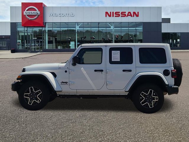 Used 2025 Jeep Wrangler SUV
