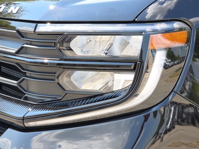 New 2025 Black Ford Active image 4