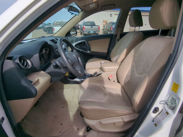 2010 White Toyota RAV4 Base FWD SUV