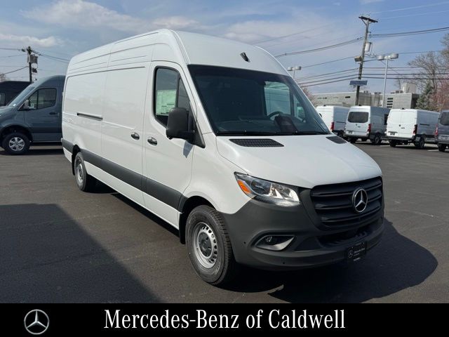 Arctic White 2026 Mercedes-Benz Sprinter Cargo 2500 170 High Roof RWD Van Rear-Wheel Drive 9-Speed Automatic
