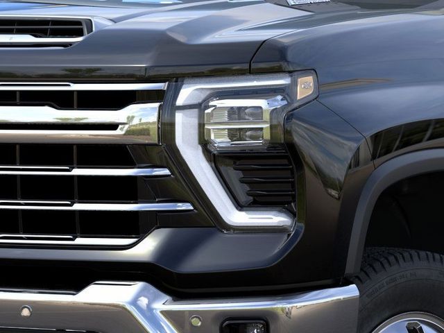 2025 Chevrolet Silverado 3500HD LTZ 11