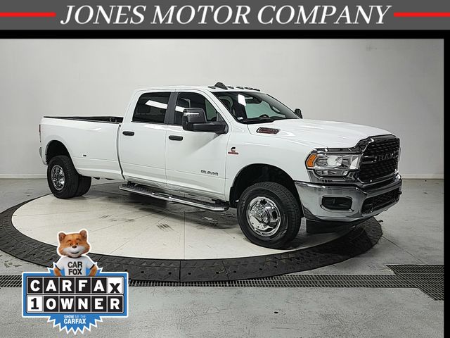 Bright White Clearcoat 2024 RAM 3500 Pickup Truck Four-Wheel Drive 6-Speed Automatic