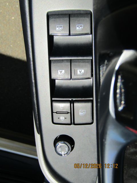 used 2019 Toyota Highlander car, priced at $25,499