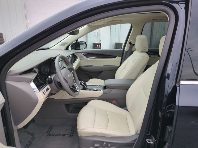 used 2022 Cadillac XT6 car, priced at $32,481