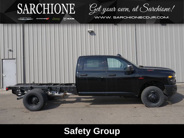 2026 RAM 3500 Chassis Tradesman Crew Cab LB DRW 4WD