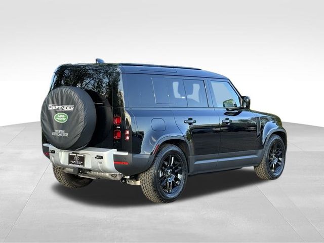 2025 Land Rover Defender 110 S 5