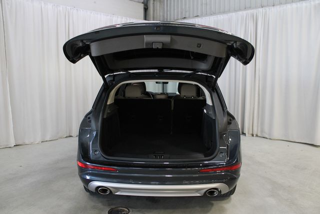 Used 2020 Blue Lincoln Reserve image 33