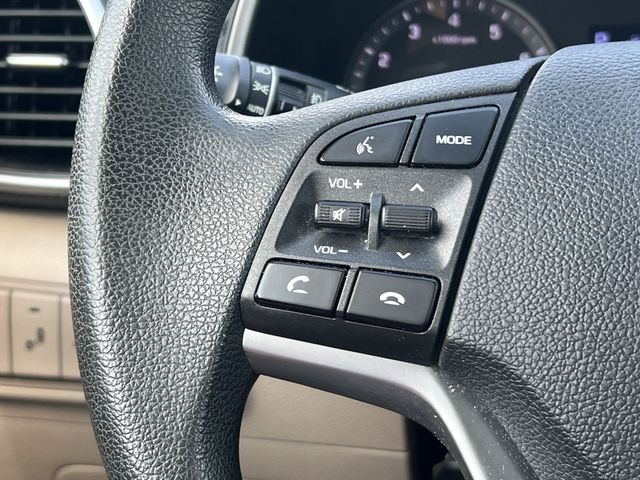 Used 2019 White Hyundai Sport image 28