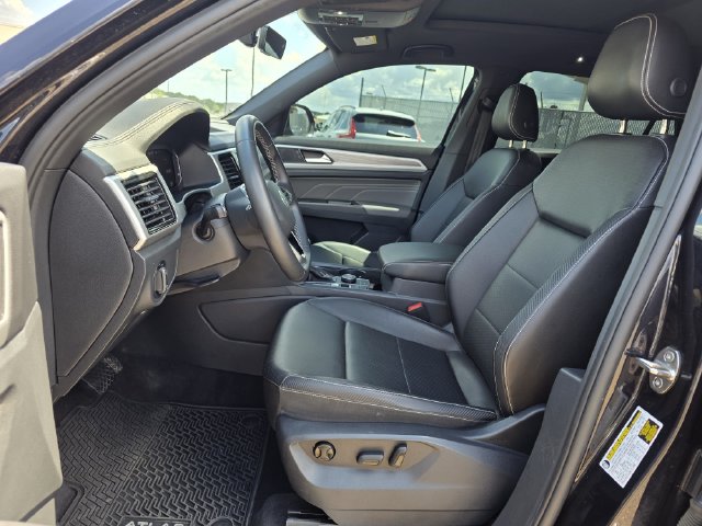 Used 2023 Volkswagen Atlas Cross Sport SUV