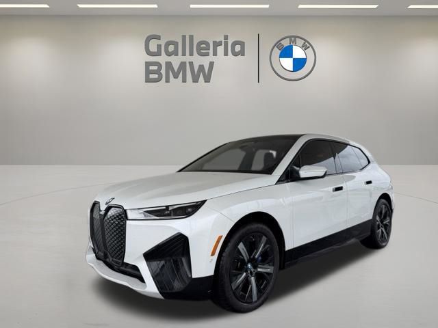 Mineral White Metallic 2024 BMW iX SUV / Crossover All-Wheel Drive Automatic