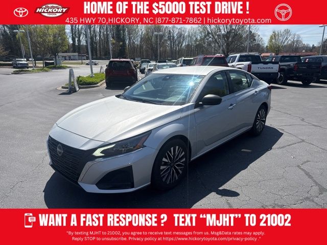 2024 Nissan Altima SV