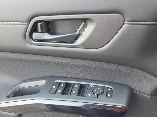 New 2026 Gray Nissan SV image 28