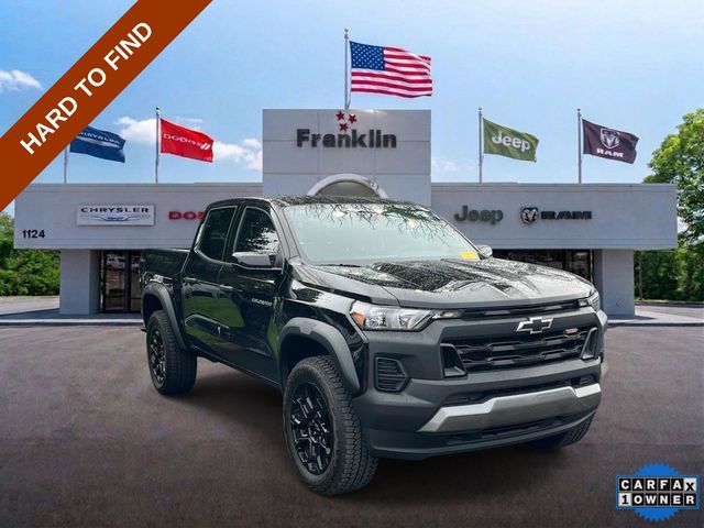 Black 2026 Chevrolet Colorado Pickup Truck Four-Wheel Drive 8-Speed Automatic
