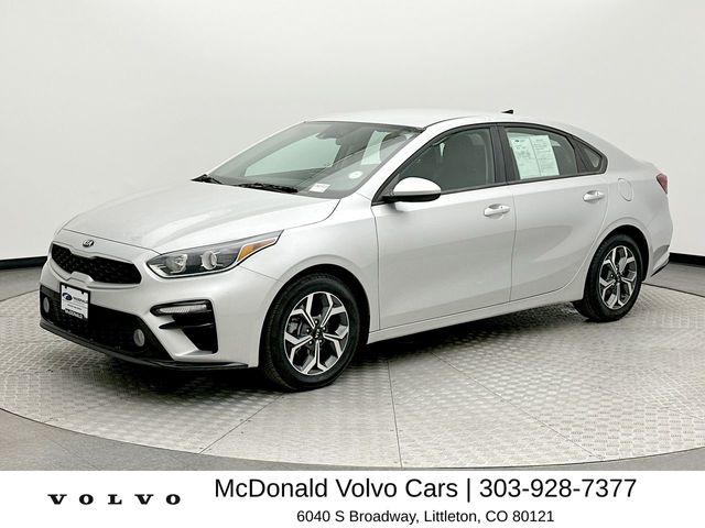 Silky Silver 2021 Kia Forte LXS FWD Sedan Front-Wheel Drive Continuously Variable Transmission