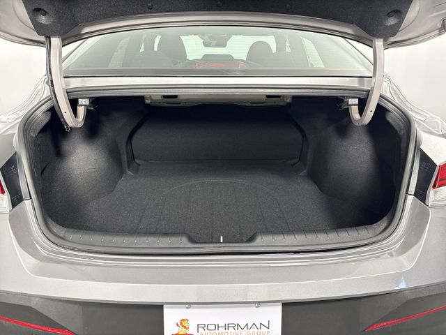 Used 2025 Hyundai Elantra Hybrid For Sale in Indianapolis, IN