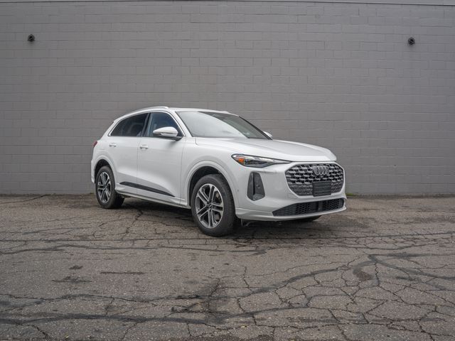 Certified Used 2025 White Audi 2.0T Premium image 9