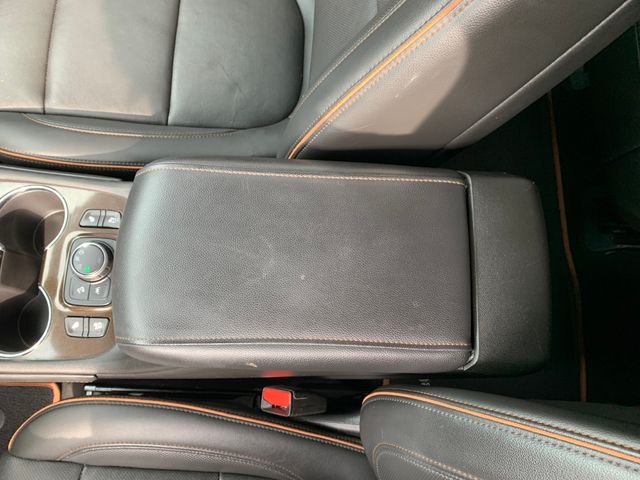 Used 2023 GMC Acadia SUV