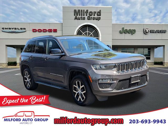 Baltic Gray Metallic Clearcoat 2023 Jeep Grand Cherokee SUV / Crossover Four-Wheel Drive 8-Speed Automatic