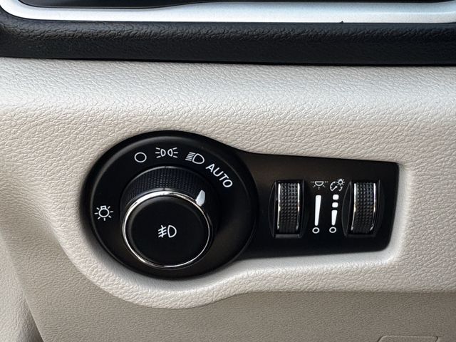 2023 Chrysler Pacifica Touring L Gray at Don McGill Toyota